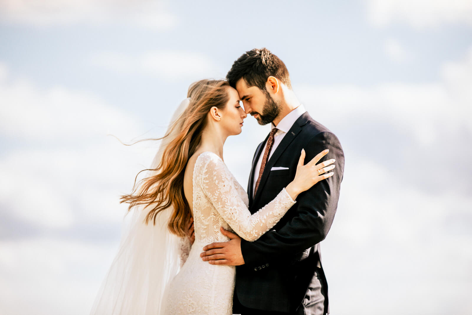 Adrian Mazur is a London wedding photographer, known for giving couples a magical experience and memories to cherish for life. Call for wedding photography booking.